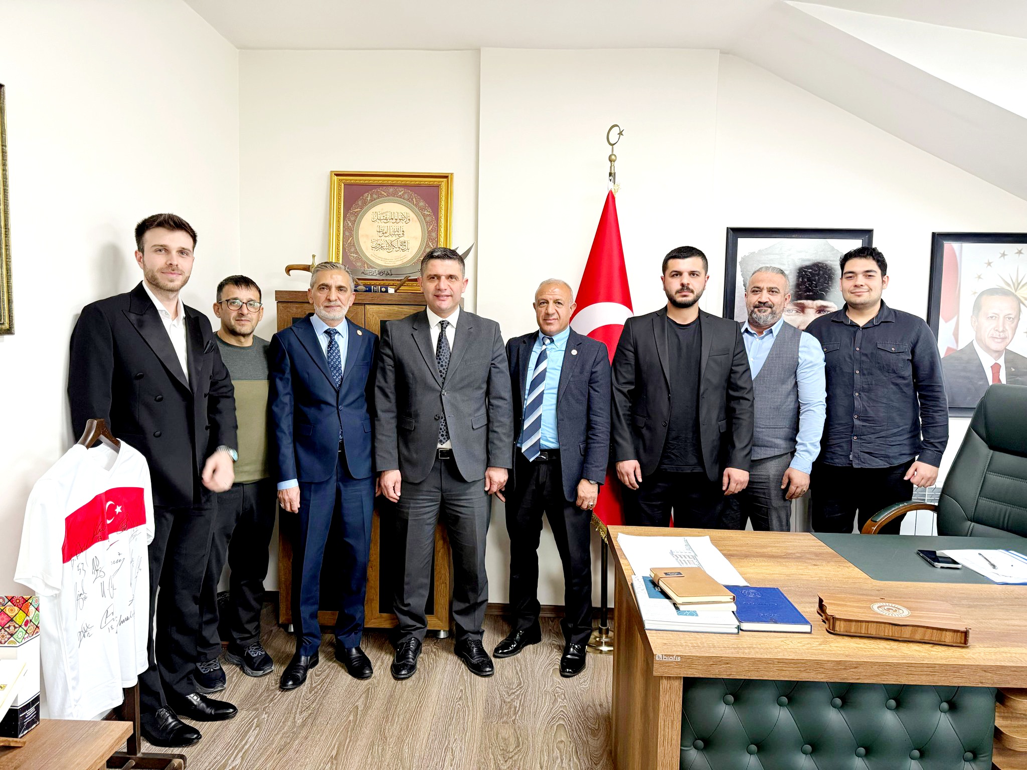 Kocaeli Aile ve Sosyal Hizmetler İl Müdürü Kamil Tüylüoğlu'na Ziyaret